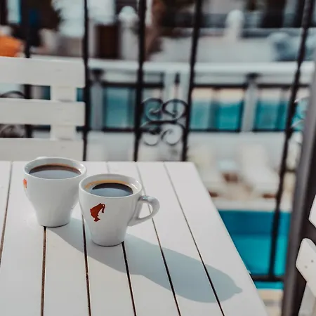 Bed and breakfast The Lume Boutique & Restaurant &