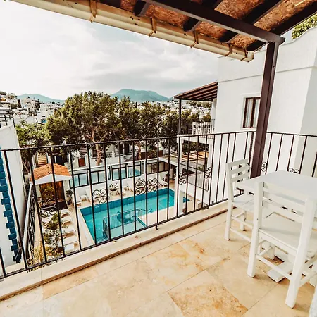 The Lume Boutique & Restaurant & Bed and breakfast